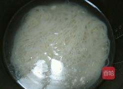 浓香鸡肉汤面的做法图解4