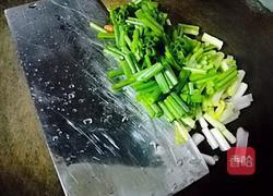 芹菜炒胡萝卜的做法图解3