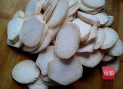 黄瓜杏鲍菇炒肉的做法图解1