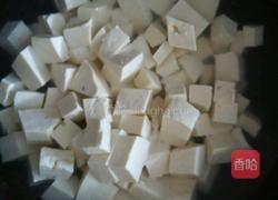 咸萝卜樱炖豆腐的做法图解1