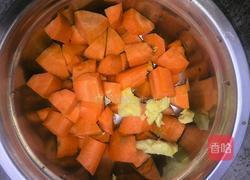 浓浓猪骨菜干汤的做法图解4