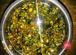 浓浓猪骨菜干汤的做法图解10