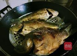 豆豉鲤鱼的做法图解3