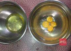 Cocoa Cream Cake Roll Recipe Illustration 2