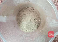 可可奶油蛋糕卷的做法图解3