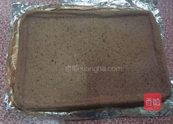 可可奶油蛋糕卷的做法图解17