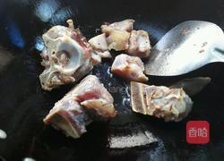 萝卜排骨汤的做法图解1