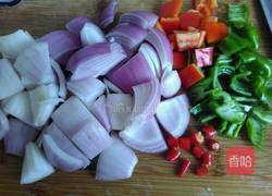 洋葱炒牛肉片的做法图解2