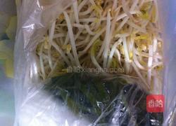 豆芽凉拌菜的做法图解2