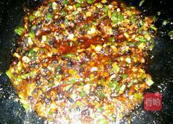 老干妈拌炸鱼的做法图解3