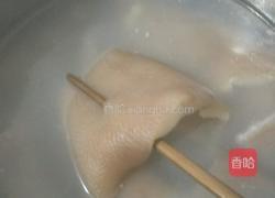 肉皮冻的做法图解2