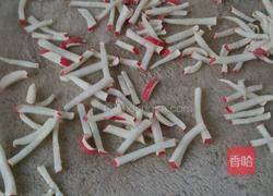 大红萝卜黄豆咸菜的做法图解2