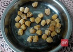 瑶柱排骨粥的做法图解2