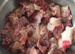 笨鸡炖土豆的做法图解1