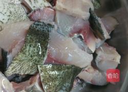 油泼鱼的做法图解1