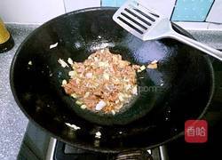 熏干芹菜肉片的做法图解3