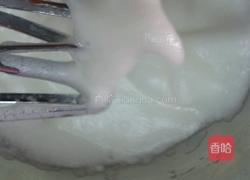 戚风蛋糕的做法图解2