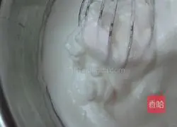 Illustration of how to make chiffon cake 9