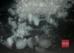 薏米百合汤的做法图解3