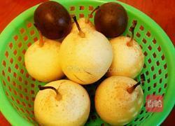 蜂蜜秋梨膏的做法图解1