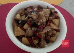 啤酒辣子鸡的做法图解1