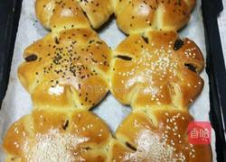 豆沙花朵面包的做法图解13