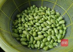 五香牛肉烧青豆的做法图解1