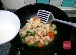 清炒腰果虾仁的做法图解11