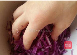 凉拌紫甘蓝之巴巴爸爸的做法图解3