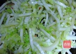 大白菜炒肉丝的做法图解5