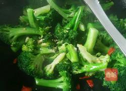 蒜香西兰花的做法图解7