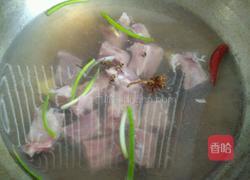 排骨红蘑炖土豆干的做法图解6