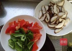 清炒鸡胸肉的做法图解1