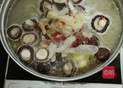 老母鸡炒酒香菇汤的做法图解7