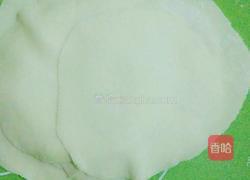 饺子皮批萨的做法图解1