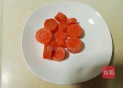 玉米胡萝卜汤的做法图解2