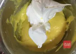 Chiffon Cake Recipe Illustration 12