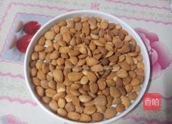 牛奶杏仁糊的做法图解1