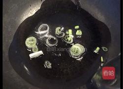 西红柿鸡蛋拌面的做法图解2