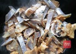 五花肉烧咸鱼的做法图解6