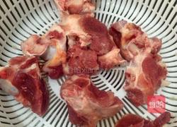 冬笋筒骨汤的做法图解1