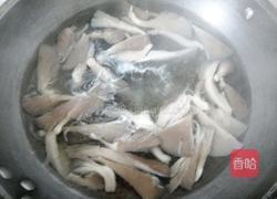 蘑菇肉圆汤的做法图解5