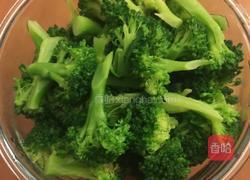 袁氏小炒西兰花的做法图解2