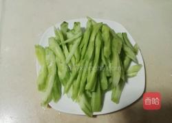 翡翠虾仁的做法图解5