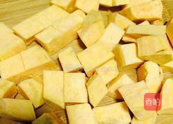 红薯玉米粥的做法图解1