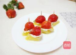 菠萝色拉酱草莓甜点的做法图解9