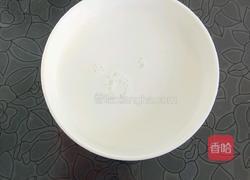 草莓果粒牛奶的做法图解6