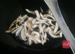 家常小炒胡萝卜的做法图解4