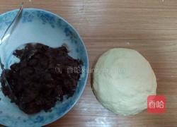 粘玉米面豆沙饼的做法图解1