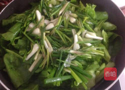 带汤厚合炒荞头的做法图解7
